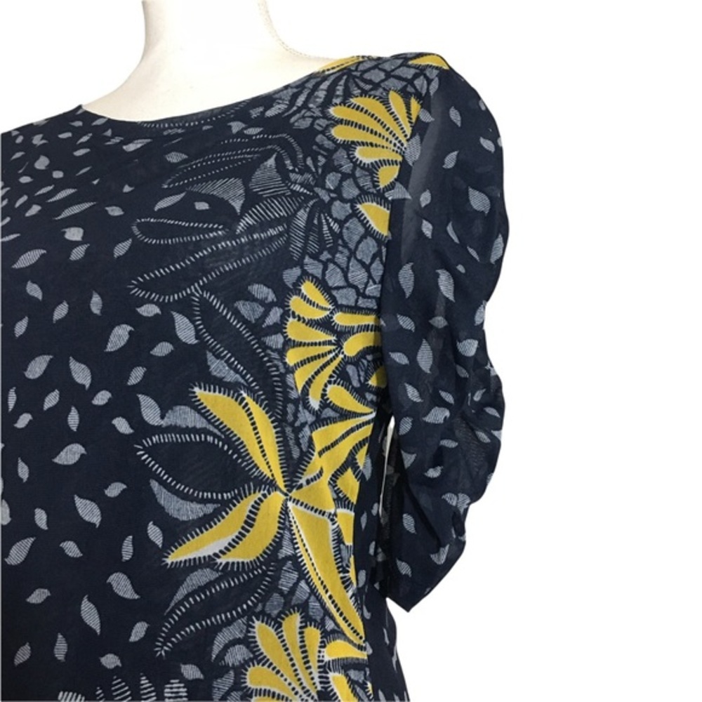 Investments ruched sleeves knit top. SzMed - Picture 2 of 7